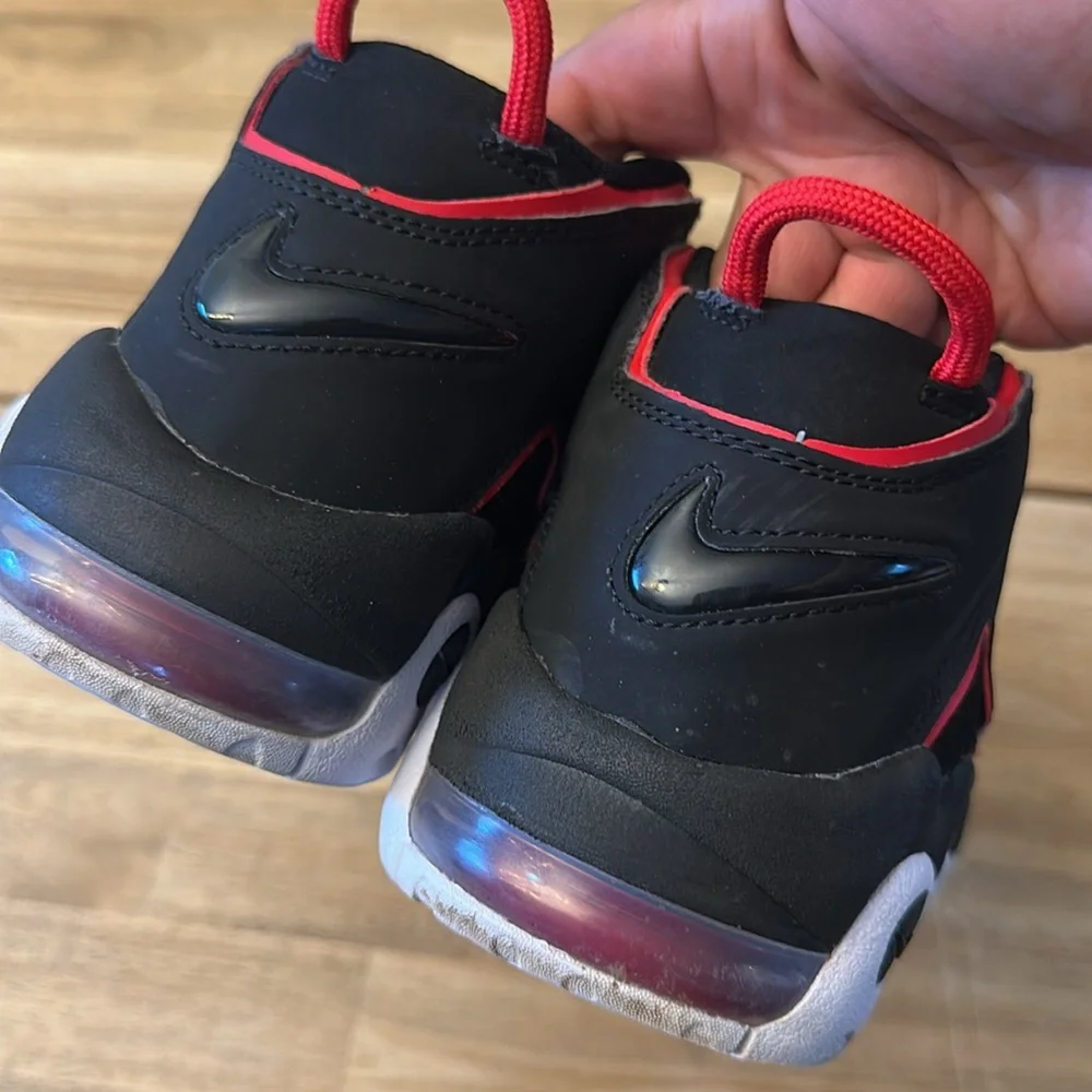 NIKE Untempo 96 sneakers